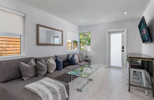 Colee Hammock Maison | Amazing las olas bungalow