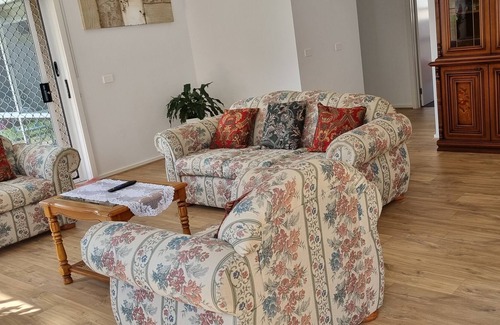 Armstrong Creek Maison | Amazing Location, Beautiful Home - 10 minutes from Torquay Beaches