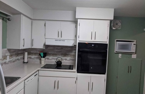 Mattawa Maison | Amazing Mattawa Riverfront, Mountain View Home, Close to Adventures & Amenities