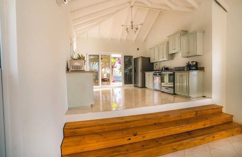 Marigot Bay Villa | Amazing mountain top home with pool
