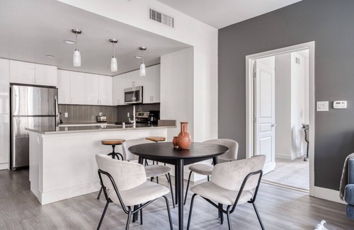 Mountain View Appartement | Amazing Mountain View 2BR w/ Gym, Roof & W/D, nr highways, by Blueground