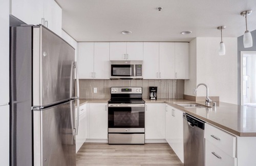 Mountain View Appartement | Amazing Mountain View 2BR w/ Gym, Roof & W/D, nr highways, by Blueground