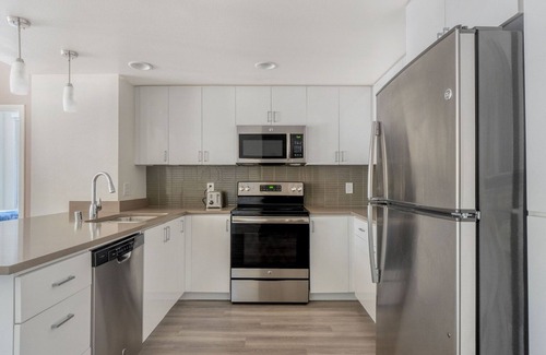 Mountain View Appartement | Amazing Mountain View 2BR w/ BBQ, Lounge & Roof, nr Shops, by Blueground