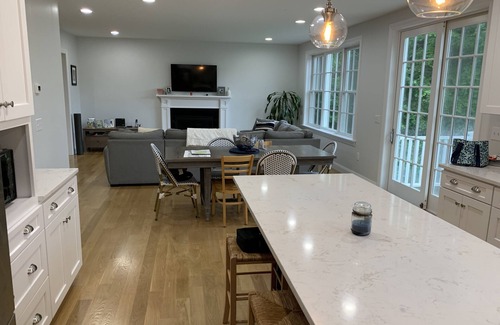 Westport Maison | Incroyable maison de nouvelle construction avec grande cour. 5 minutes pour TOUT!