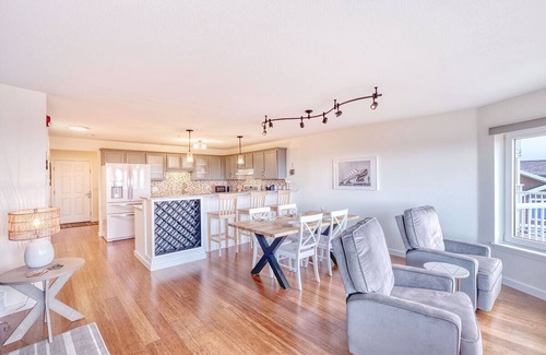 Long Beach Copropriété | AMAZING OCEAN VIEW, Pets Ok, Steps to Town and Beach (StayS)