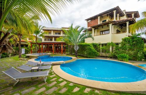 Coco Sunset Hills Appartement | Amazing Oceanview Private Villa Rooftop Terrace Walk to Beach