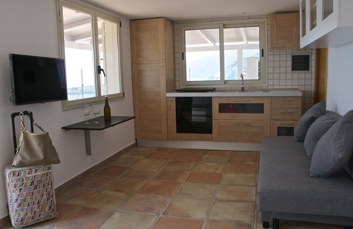 Historical Downtown Salerno Appartement | Incroyable Penthouse à Salerne - Côte Amalfitaine. Quelques pas vers les plages et la vie nocturne