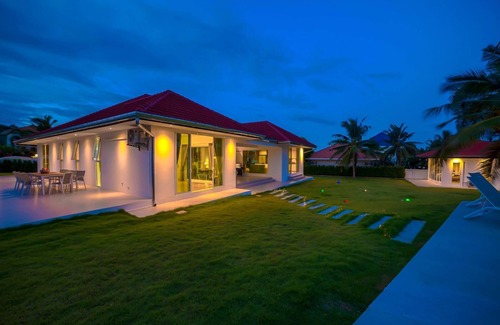 Khao Tao Villa | Amazing Private 6 Bedroom Pool Villa! (EG60)