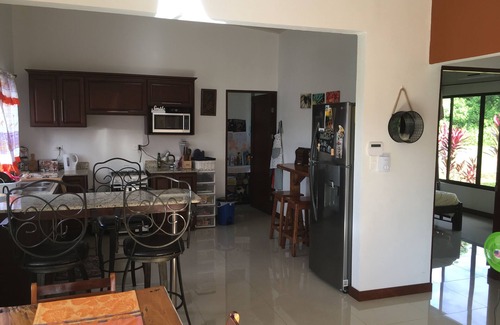 Savegre Maison | Superbe bungalow privé près de la plage et du parc de Manuel Antonio et du centre-ville de Quepos