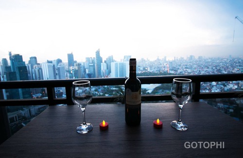 Valenzuela Appartement | Amazing Romantic view L-pools Gramercy Makati 1212