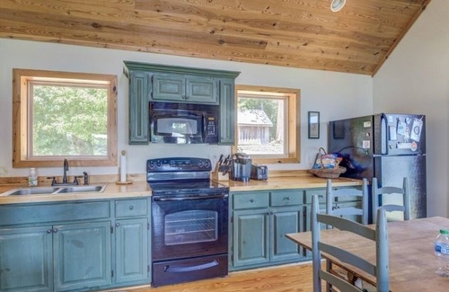 Jackson Cabine | PRIVATE BEACH! Amazing rustic cabin with 450' of water frontage on Jackson Lake