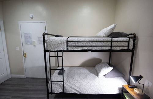 Koreatown Appartement | Amazing studio with 2 bunk beds-twin over twin in vibrant New York Midtown