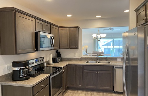 Fruitland Park Maison | Amazing three-bedroom home in The Villages. Great spot for a memorable vacation!