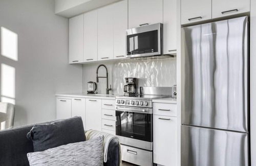 Gallaudet Appartement | Amazing Union Market 1BR w/ Gym & W/D, steps to Metro, by Blueground