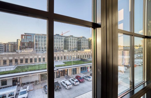 Gallaudet Appartement | Amazing Union Market 1BR w/ Gym & W/D, steps to Metro, by Blueground