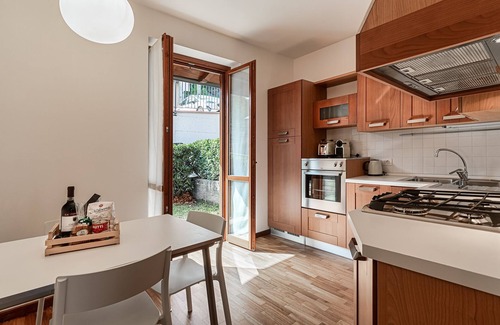 Levo Maison | Amazing view over the Lake, charming house surrounded by nature