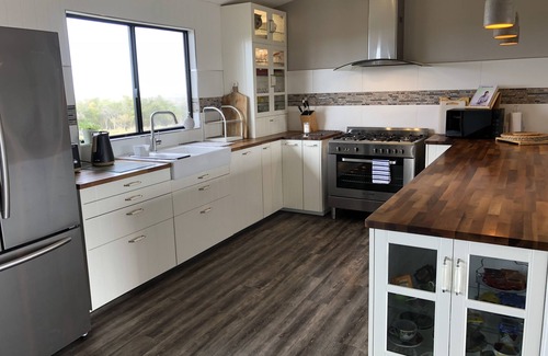 Irongate Maison | Amazing Views & Incredible Stargazing at FigTree County Retreat - Relax & Unwind