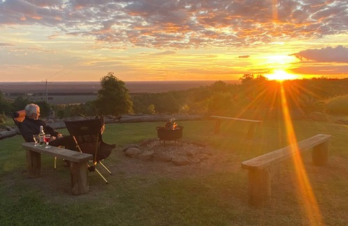 Irongate Maison | Amazing Views & Incredible Stargazing at FigTree County Retreat - Relax & Unwind