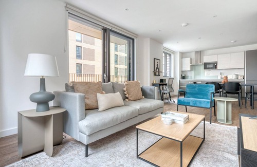 William Morris Appartement | Amazing Walthamstow 2BR w/ Gym, Lounge & Concierge nr Tube, by Blueground