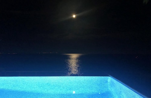 Cala Vinas Villa | Incroyable Villa pieds dans l'eau. Magnifique propriété sur la mer