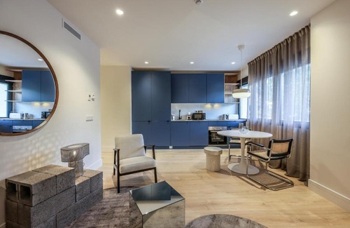 Puerta del Angel Appartement | AmazINN Places Palacio Real