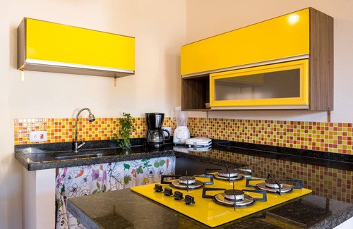 Mambucaba Maison | Ambar - Sea front charming house, 1.5kms from old town,, swimming pool, BBQ. WiFi