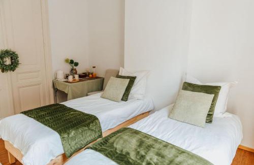 Wijk van de Squares Lit Et Petit-Déjeuner | Ambiorix Residence