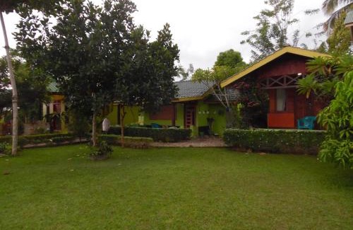 Bohorok Maison | AMBOW Homestay Jungle Trekking & Village Tour