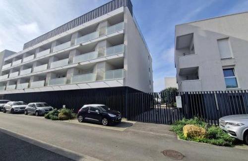 La Rochelle Appartement | Ambre Appart-Wifi-Terrasse-Parking-Terrasse-2 couchages