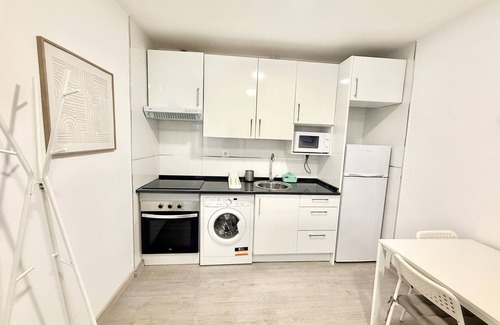 Prosperidad Appartement | AMCH Hospedaje Metro Avenida de America 11