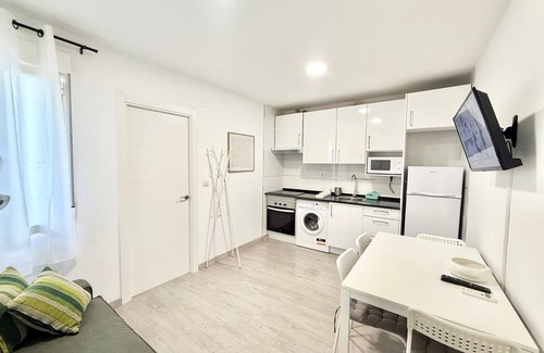 Prosperidad Appartement | AMCH Hospedaje Metro Avenida de America 11