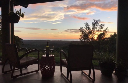 Ciudad Cortes Maison | Le confort américain avec le flair costaricien!