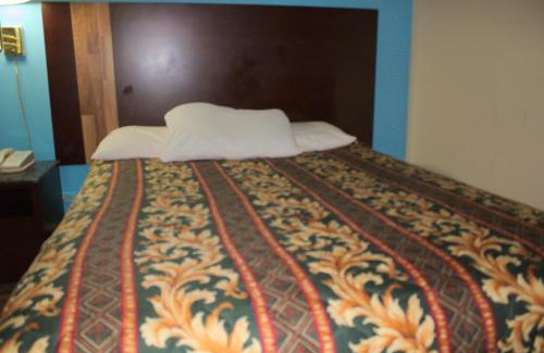 La Grange Hôtel | American Inn and Suites