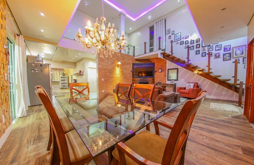 Barra de Ibiraquera Maison | American Style House