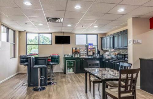 Opelika Cabine | Americas Best Value Inn Opelika