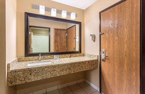 Boscobel Hôtel | AmericInn by Wyndham Boscobel
