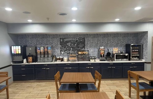 Galesburg Hôtel | AmericInn by Wyndham Galesburg
