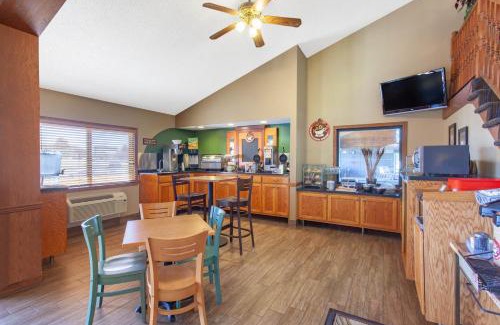 Hutchinson Hôtel | AmericInn by Wyndham Hutchinson