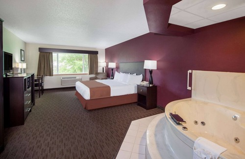 Northfield Hôtel | AmericInn by Wyndham Northfield