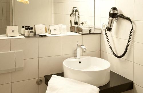 Deutsch Evern Hôtel | Amethyst Hotel Garni Lüneburg