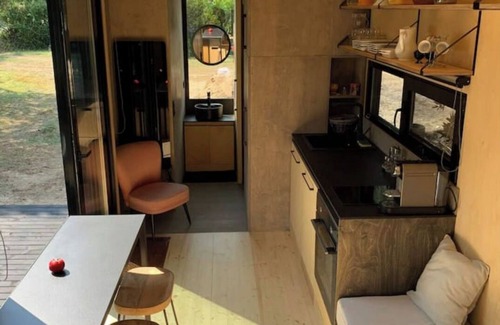 Le Garn Cottage | aMiniMas Eco-gîte -Tiny House - piscine chauffée