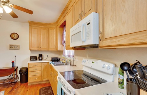Loganton Maison | Main Street Loganton Townhome in Amish Country!