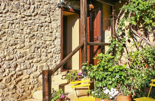 Egira Maison | Ampelos Estate - The Studio