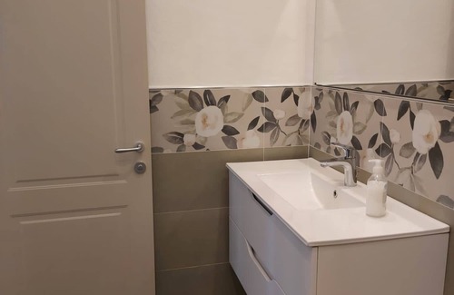 Pegli Appartement | Ampio e confortevole appartamento vicino al mare