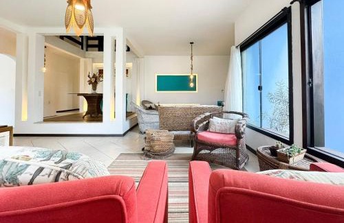 Vila Nova Maison | Ampla Casa com piscina a 100m da Praia da Vila Nova - IMB001