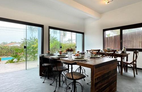Vila Nova Maison | Ampla Casa com piscina a 100m da Praia da Vila Nova - IMB001