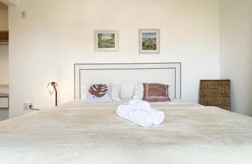 Vila Nova Maison | Ampla Casa com piscina a 100m da Praia da Vila Nova - IMB001