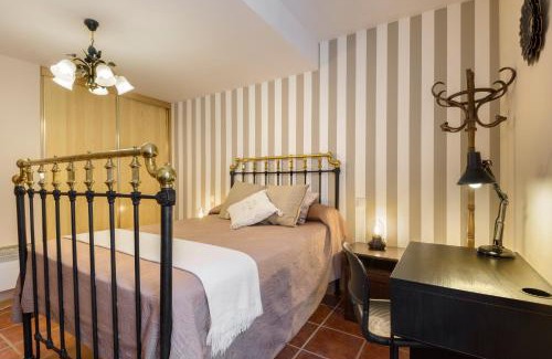 Canfranc Appartement | Amplio apartamento de montaña con terraza y WiFi