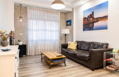 Begona Appartement | Amplio, luminoso y moderno cerca del Casco Viejo