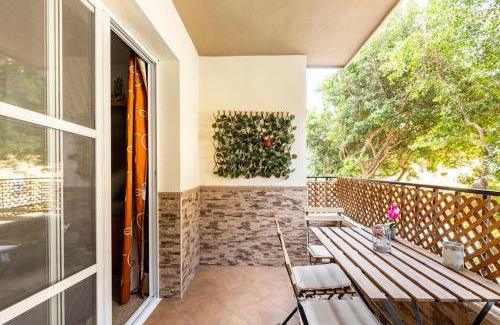 El Molinillo Appartement | Amplio piso para disfrutar del centro de Málaga con parking gratuito
